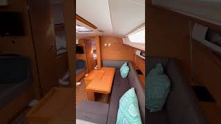 2013 Jeanneau Sun Odyssey 409 Flythrough