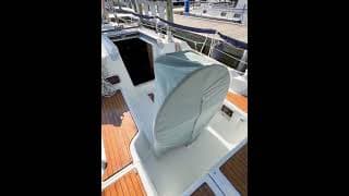 2009 Beneteau Oceanis 31 Exterior Flythrough