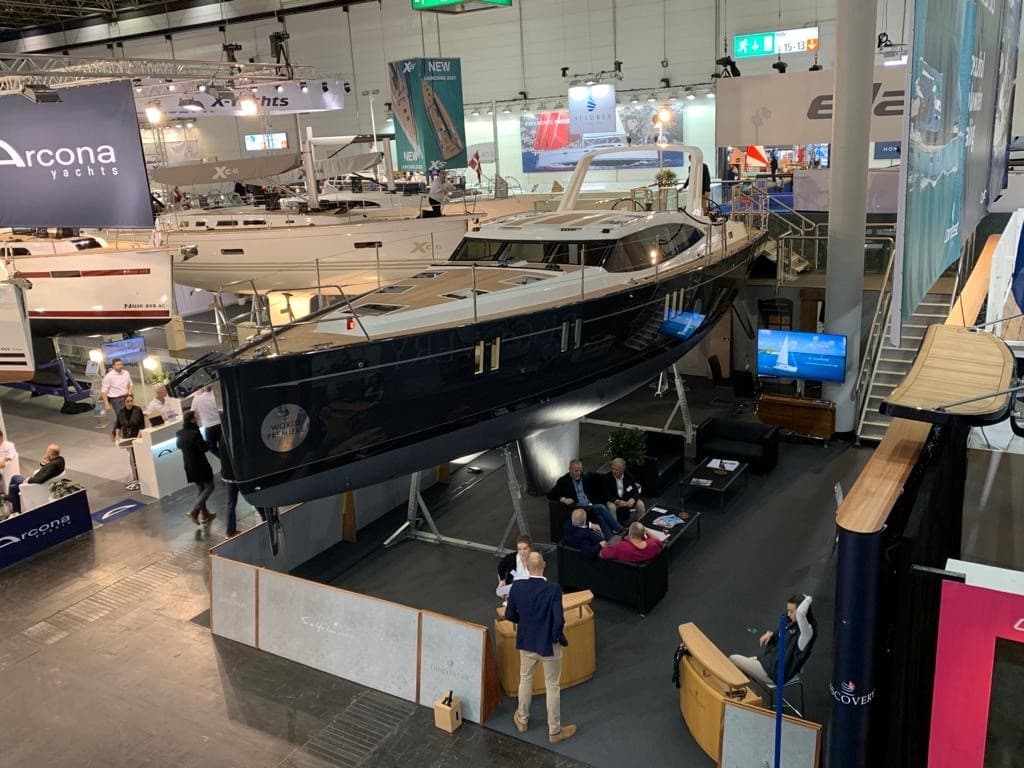 All-New Discovery 48 Debuts at Düsseldorf Boat Show