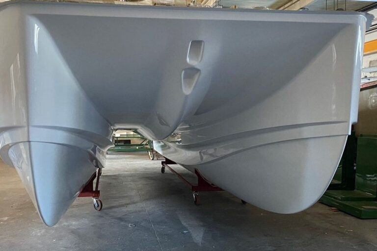 Makai Hull 1 M37 Makai Hull 1 M37 S&J Yachts Makai Power Catamarans