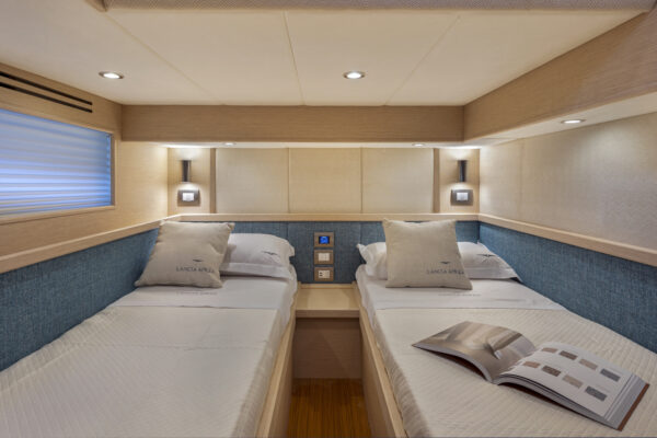 Fratelli Lancia Aprea 52 Outboard